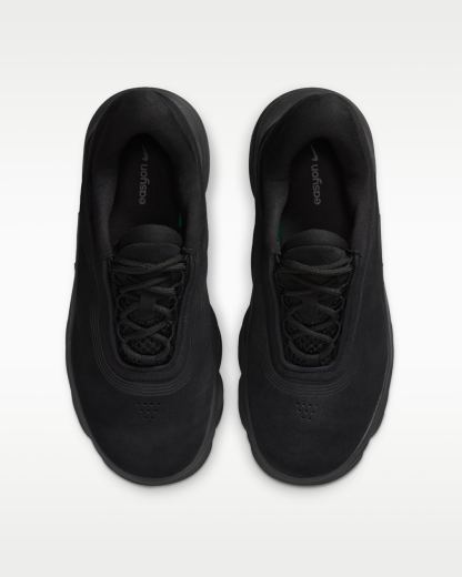 Nike 24.7