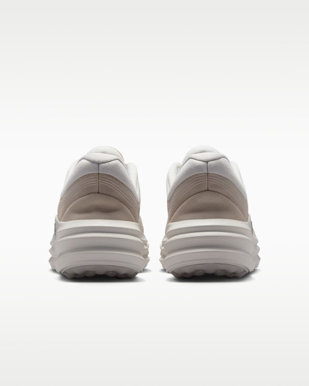 Nike 24.7