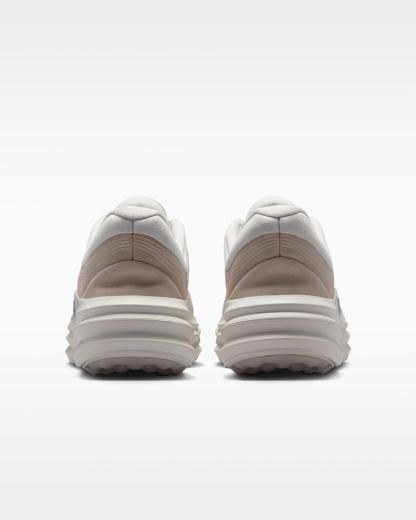 Nike 24.7