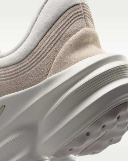 Nike 24.7