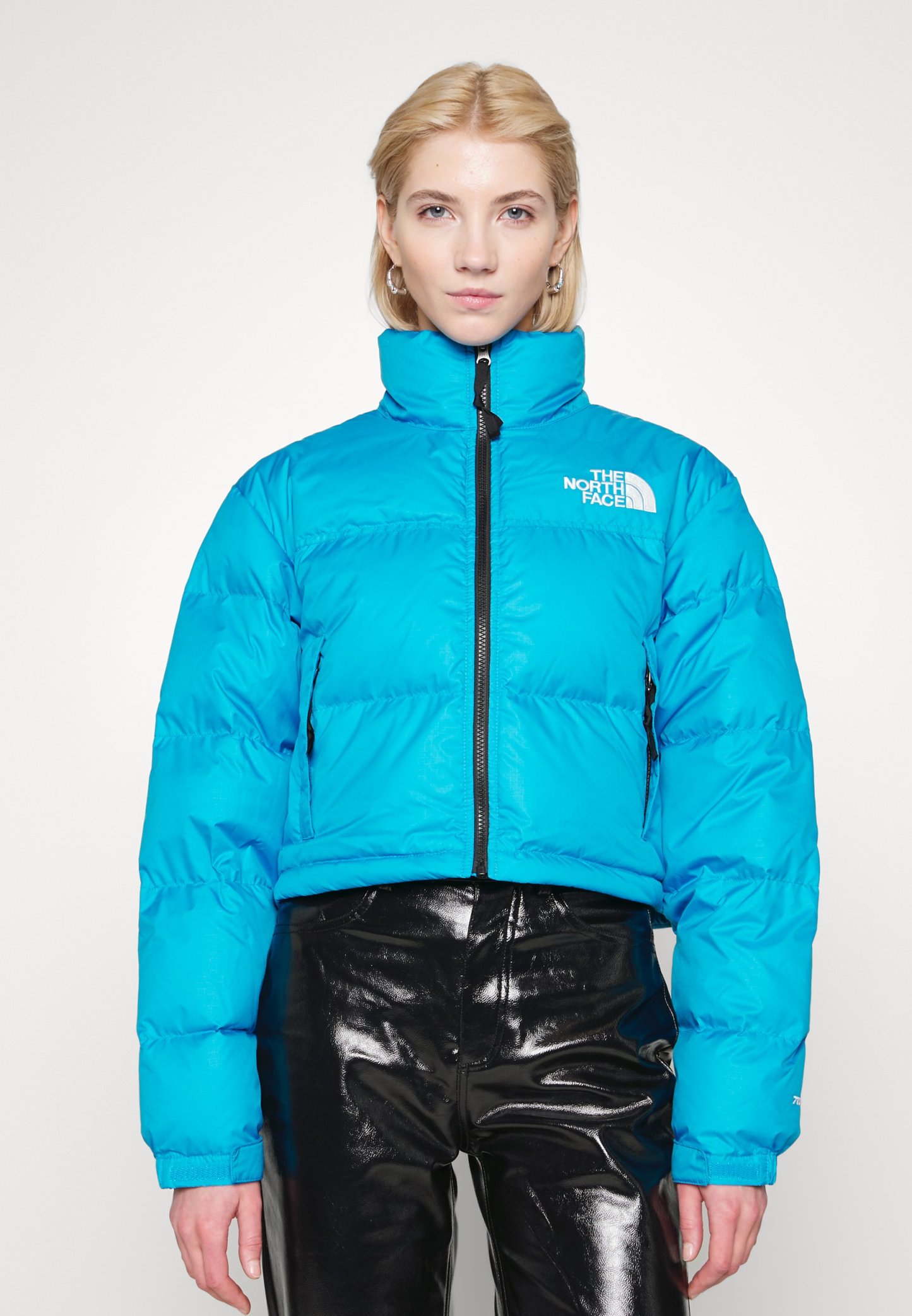 The Notthhrth Face NUPTSE SHORT JACKET
