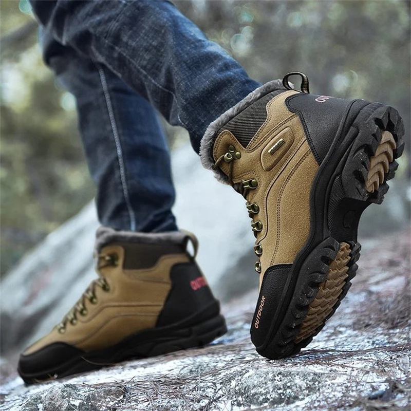 Men's Comfortable and Warm Wool Lined Hiking Shoes