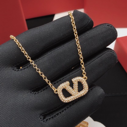 VT NECKLACE-2003