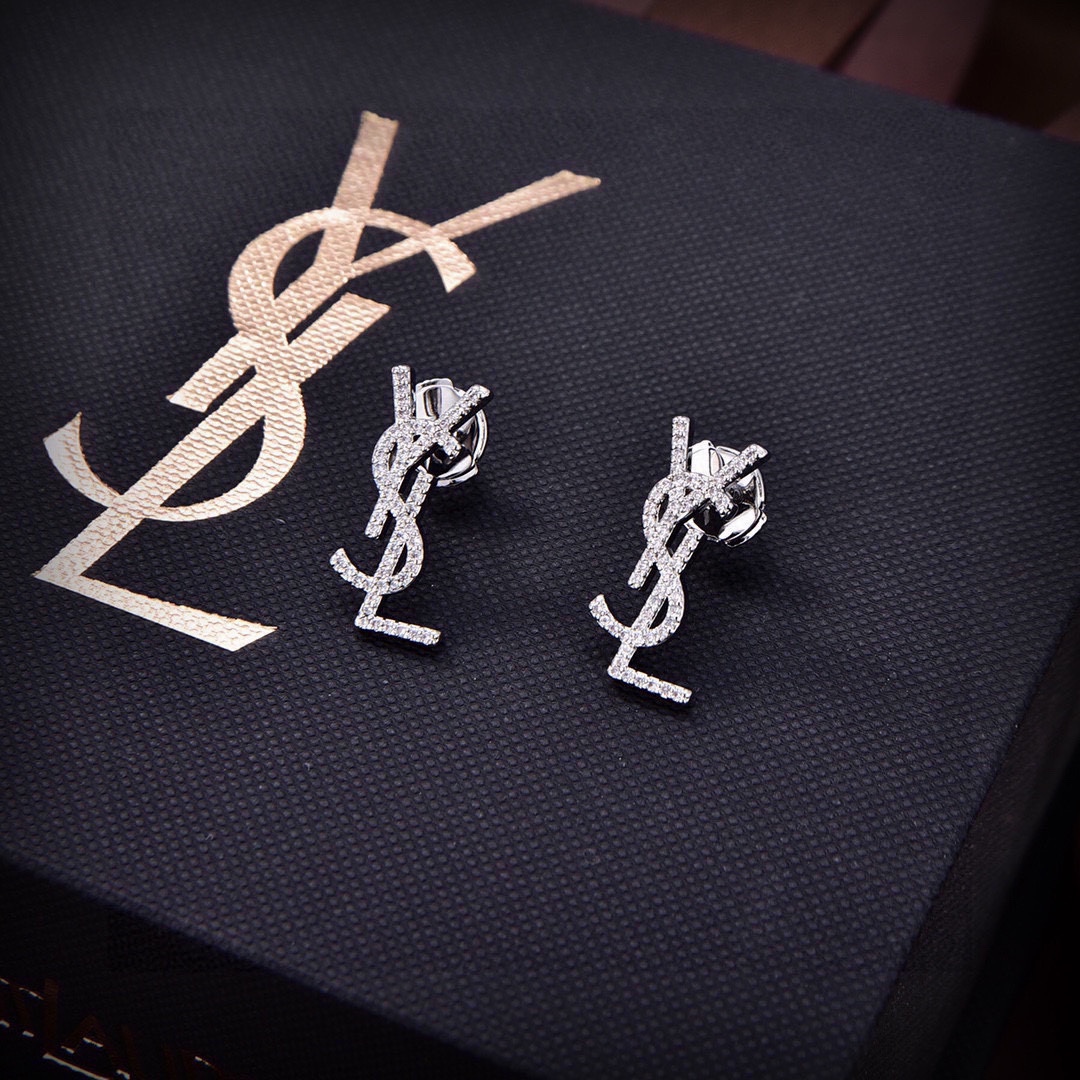 SL EARRINGS-1747