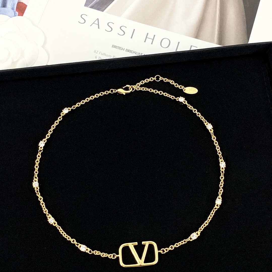 VT NECKLACE-2004