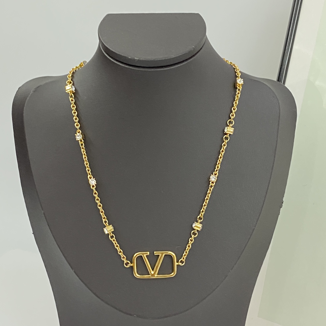 VT NECKLACE-2004