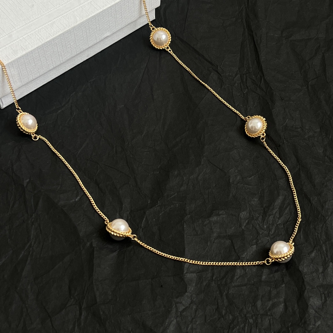CLN NECKLACE -1710