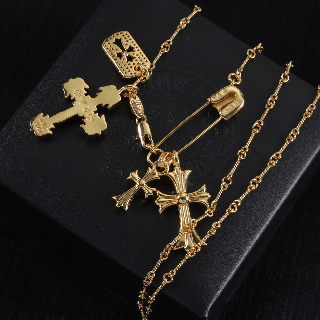 CH NECKLACE-2377