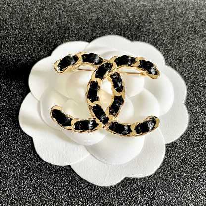 CC Brooch-1913