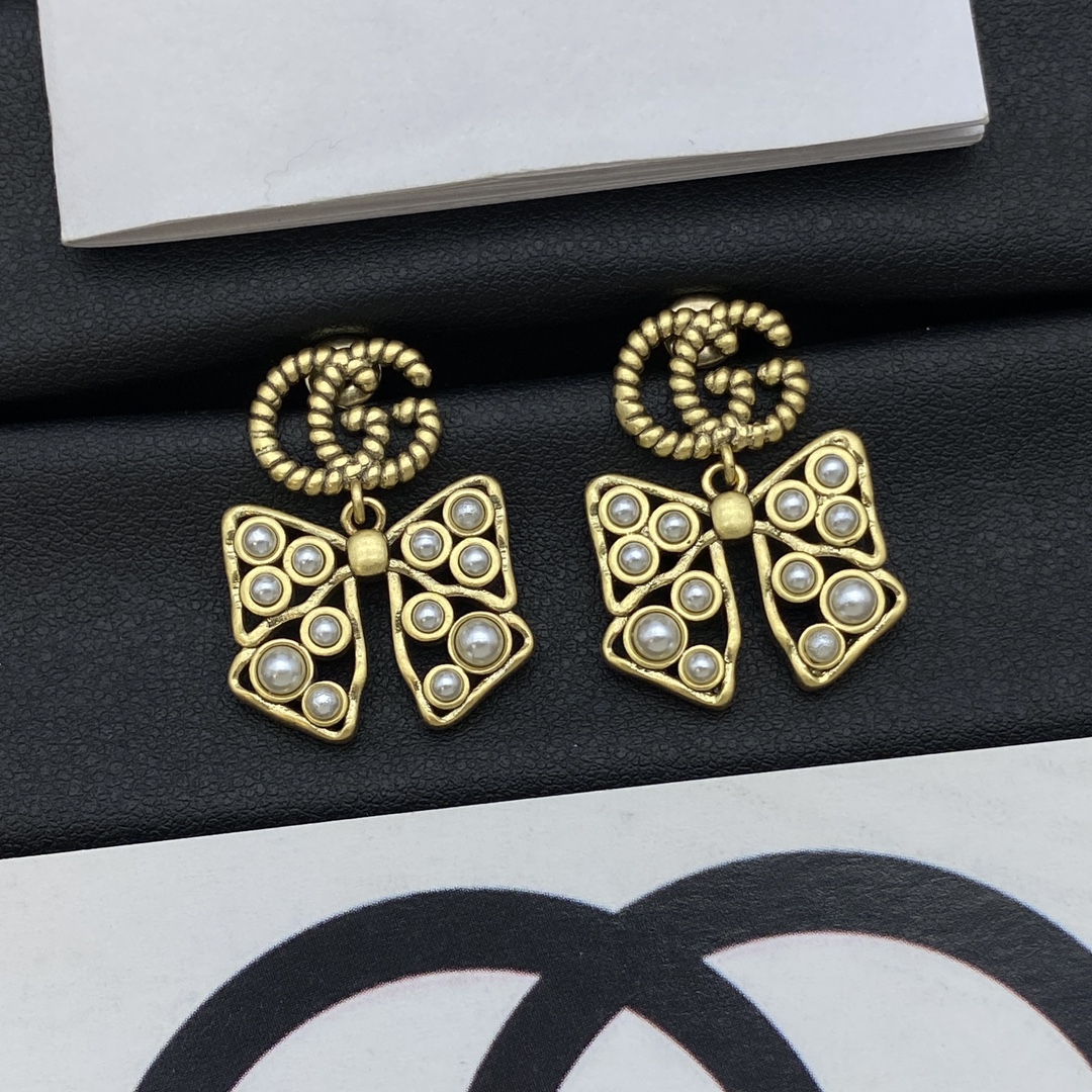 GCI EARRINGS-1852