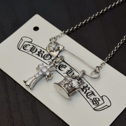 CH NECKLACE-2382