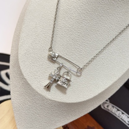 CH NECKLACE-2382
