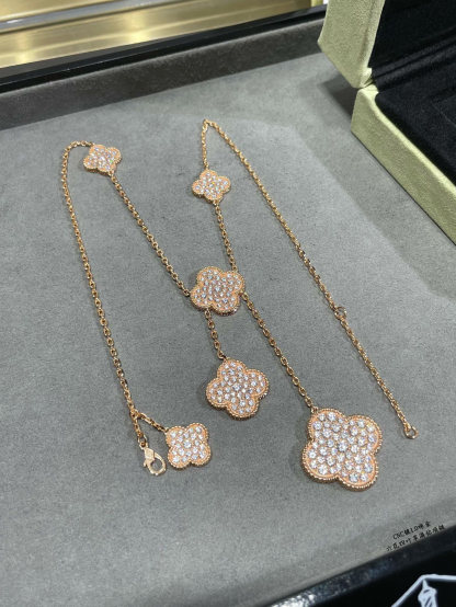 VC NECKLACE-2150