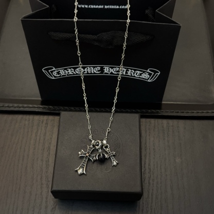 CH NECKLACE-2384