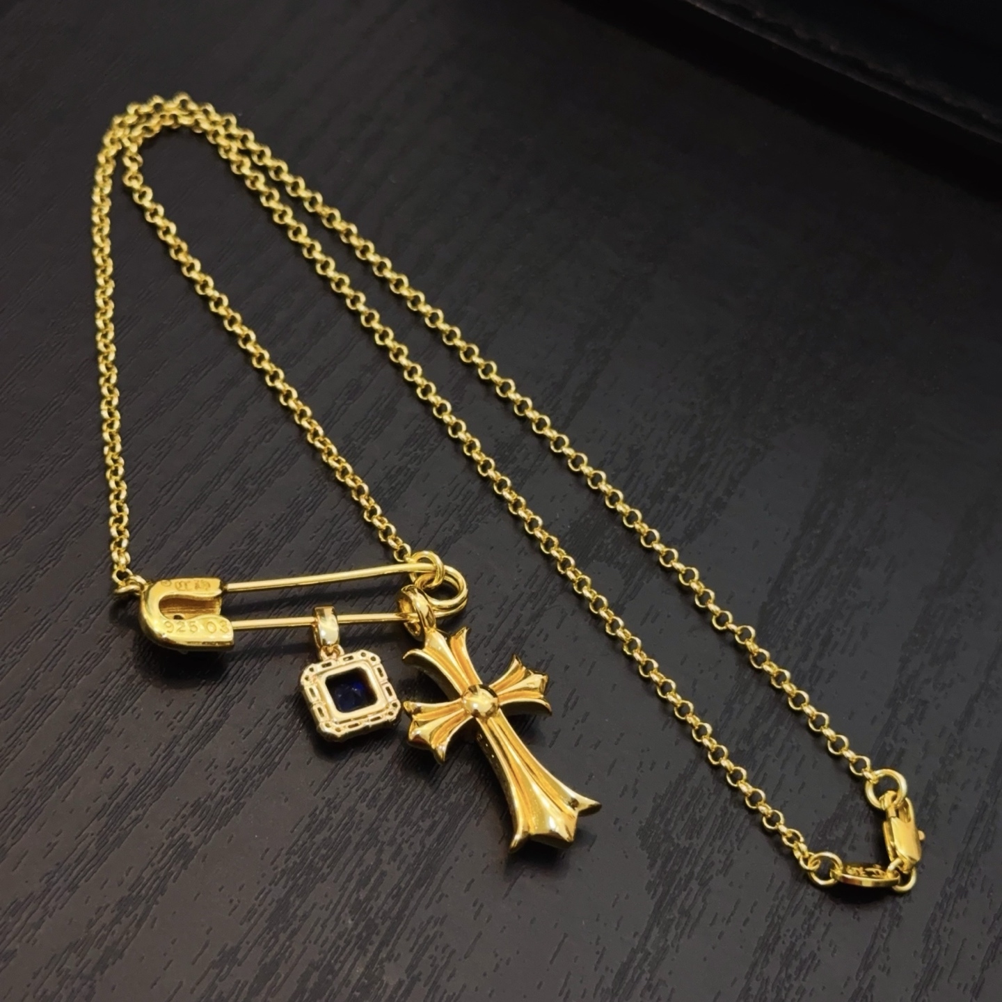 CH NECKLACE-2380