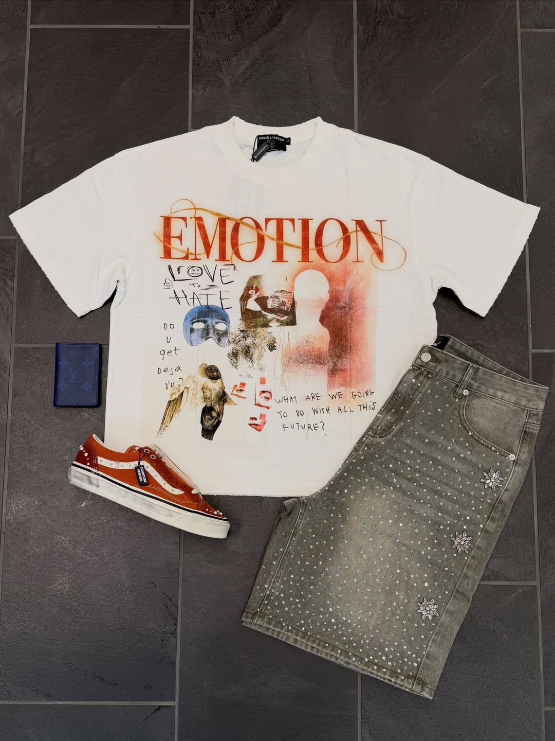 Mixed Emotion Classic T-Shirt And Pants Set Unisex