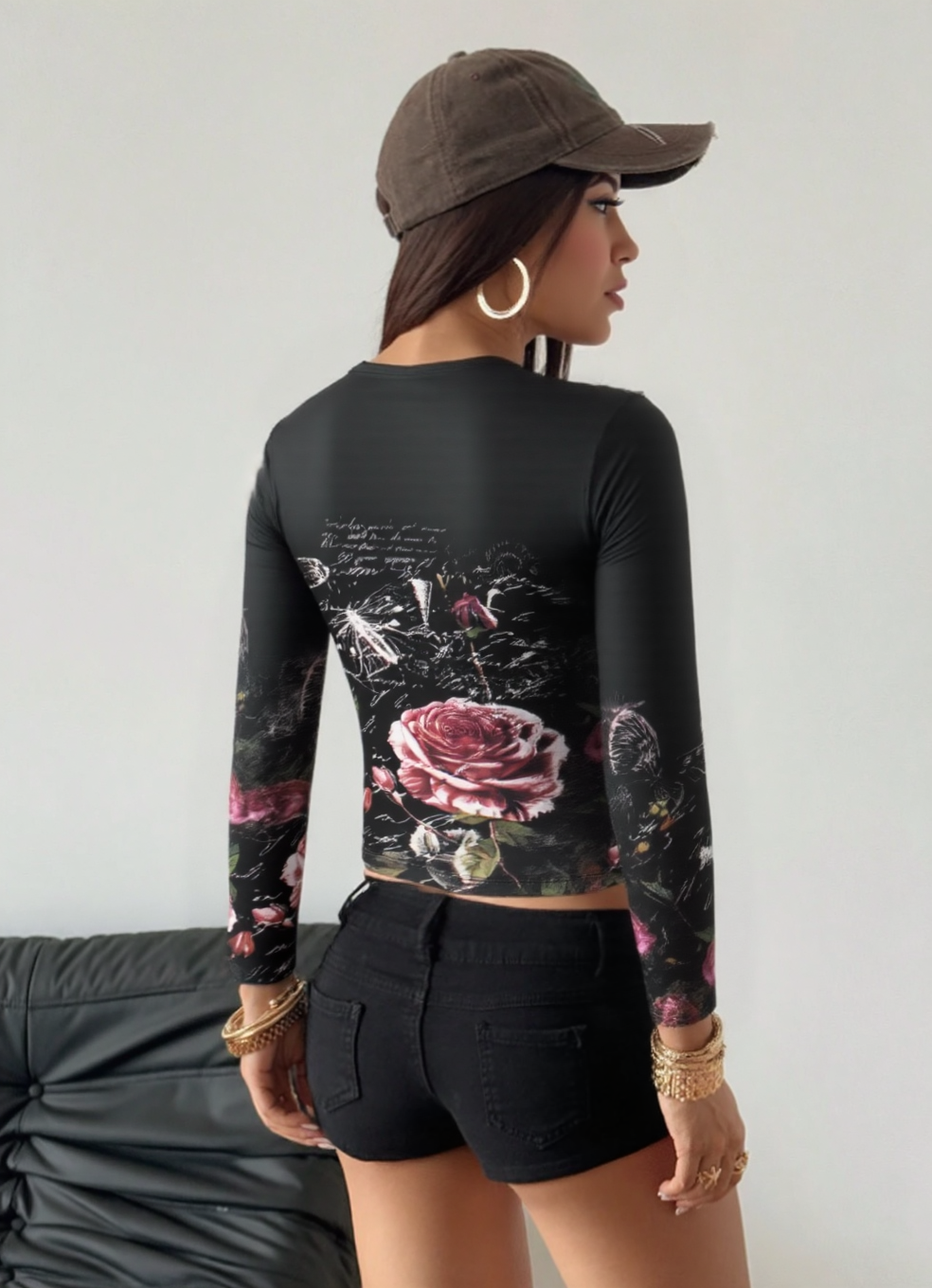 Y2K Butterfly Digital Print Fitted Cropped Top - Black Sporty Streetwear for Women-Aetheryn