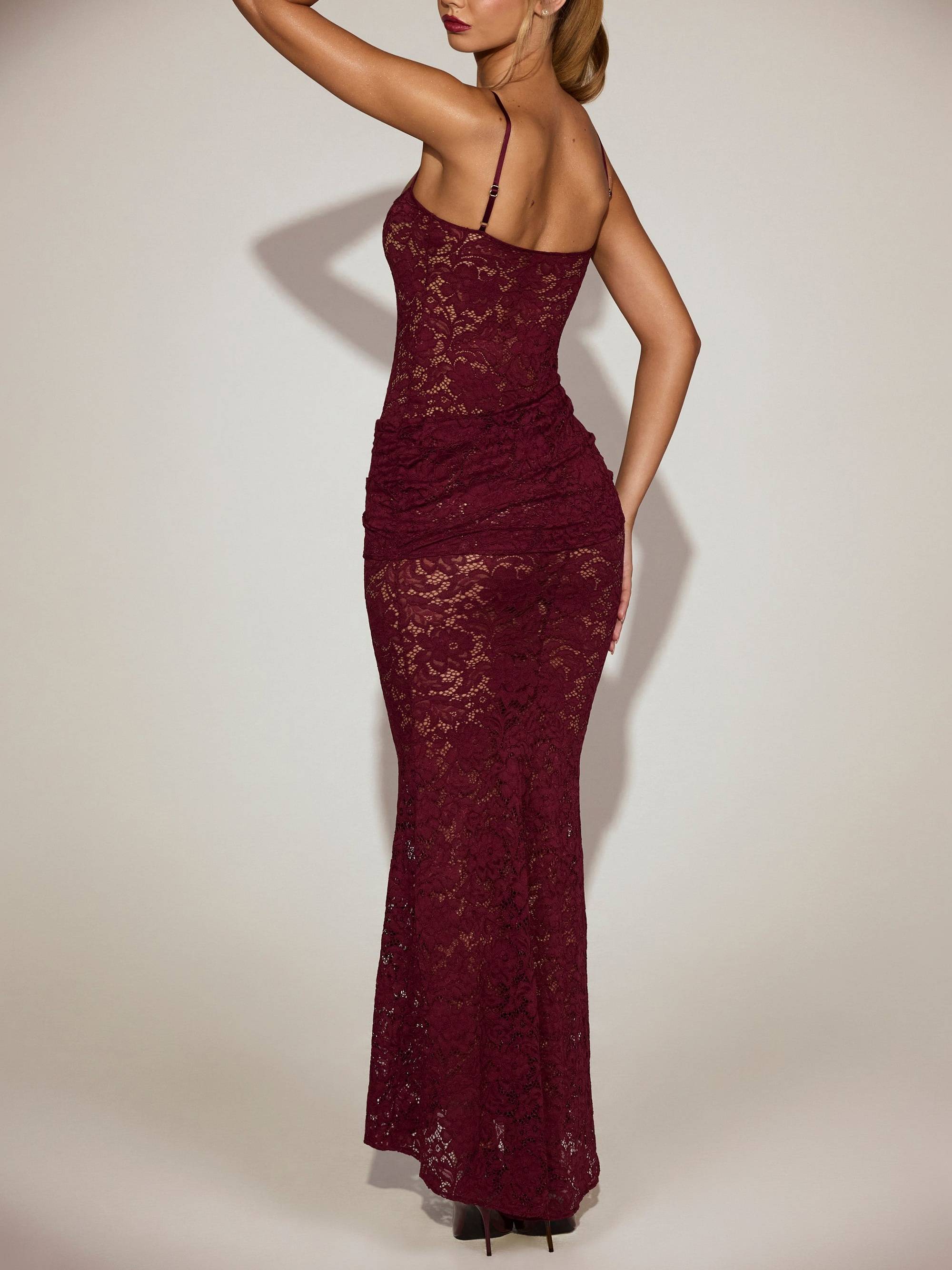 Spaghetti Strap Ruched Waist Lace Mermaid Maxi Dress