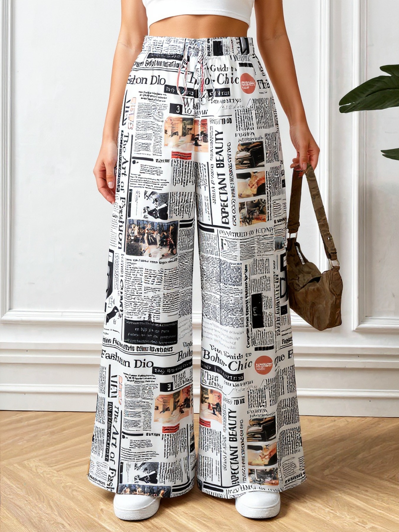 Woman's Newspaper Print Drawstring Wide-Leg Pants : Loose Casual Vacation Pants