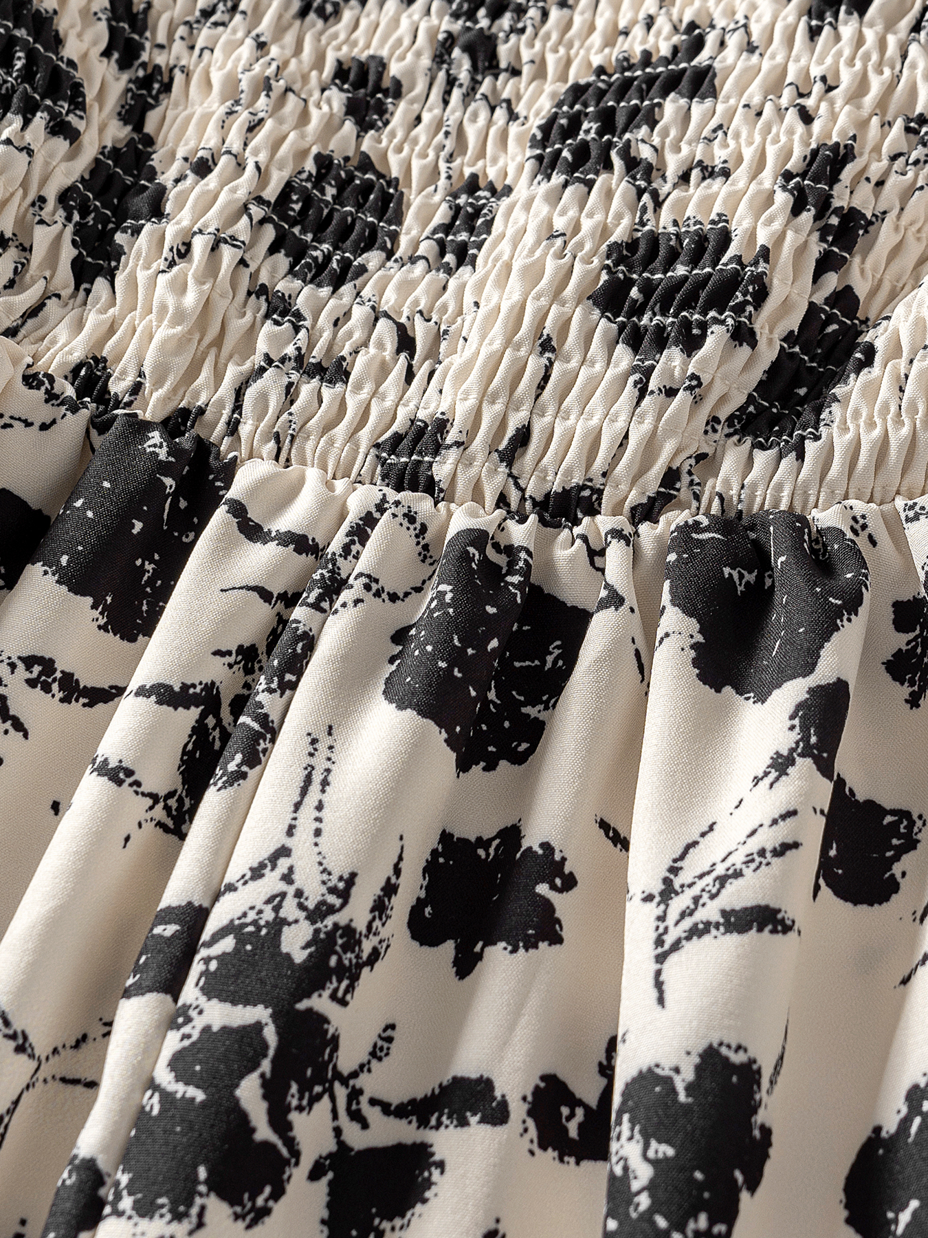 Women's Black and White Floral Print Spaghetti Strap Midi Dress