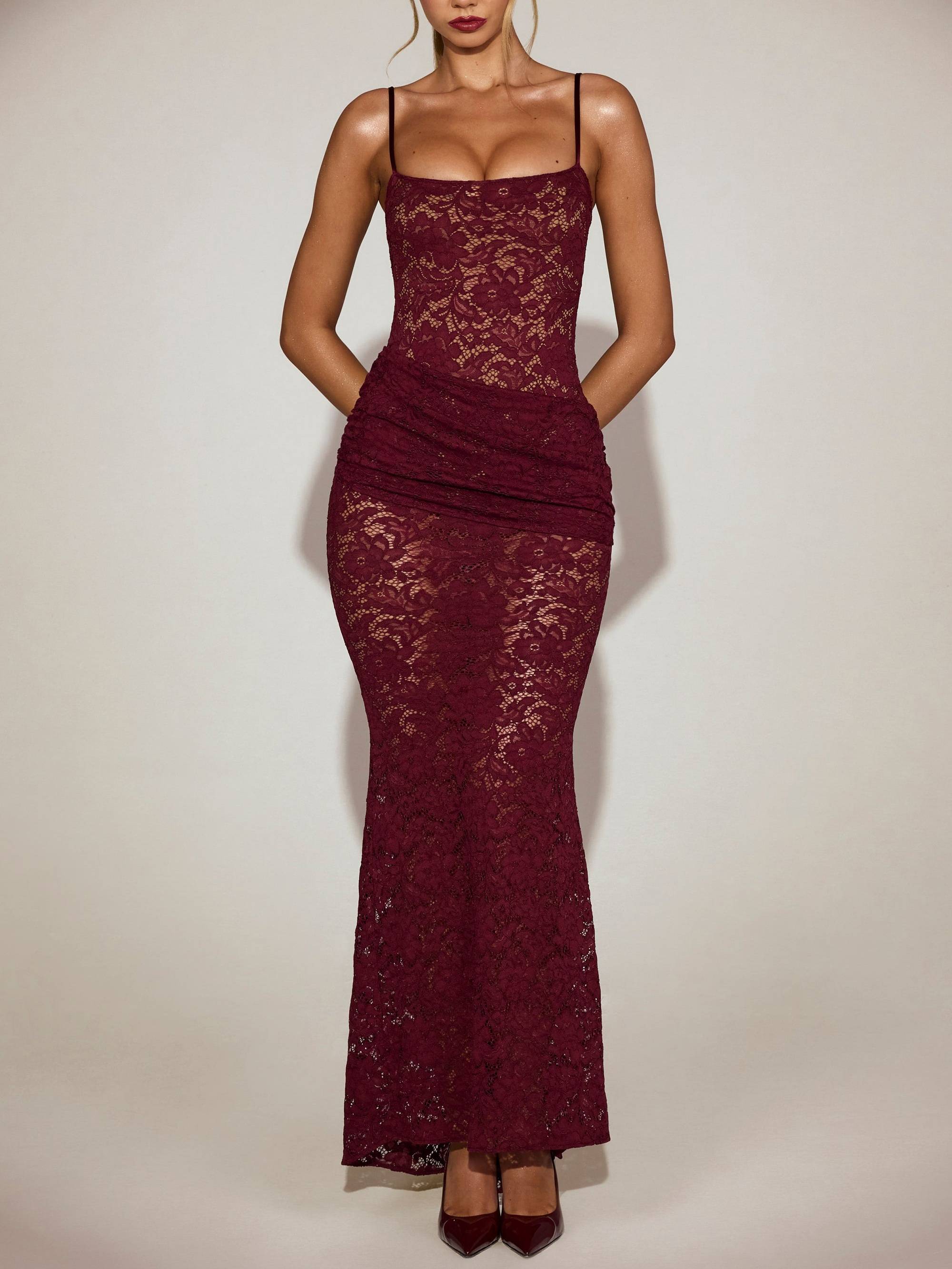 Spaghetti Strap Ruched Waist Lace Mermaid Maxi Dress