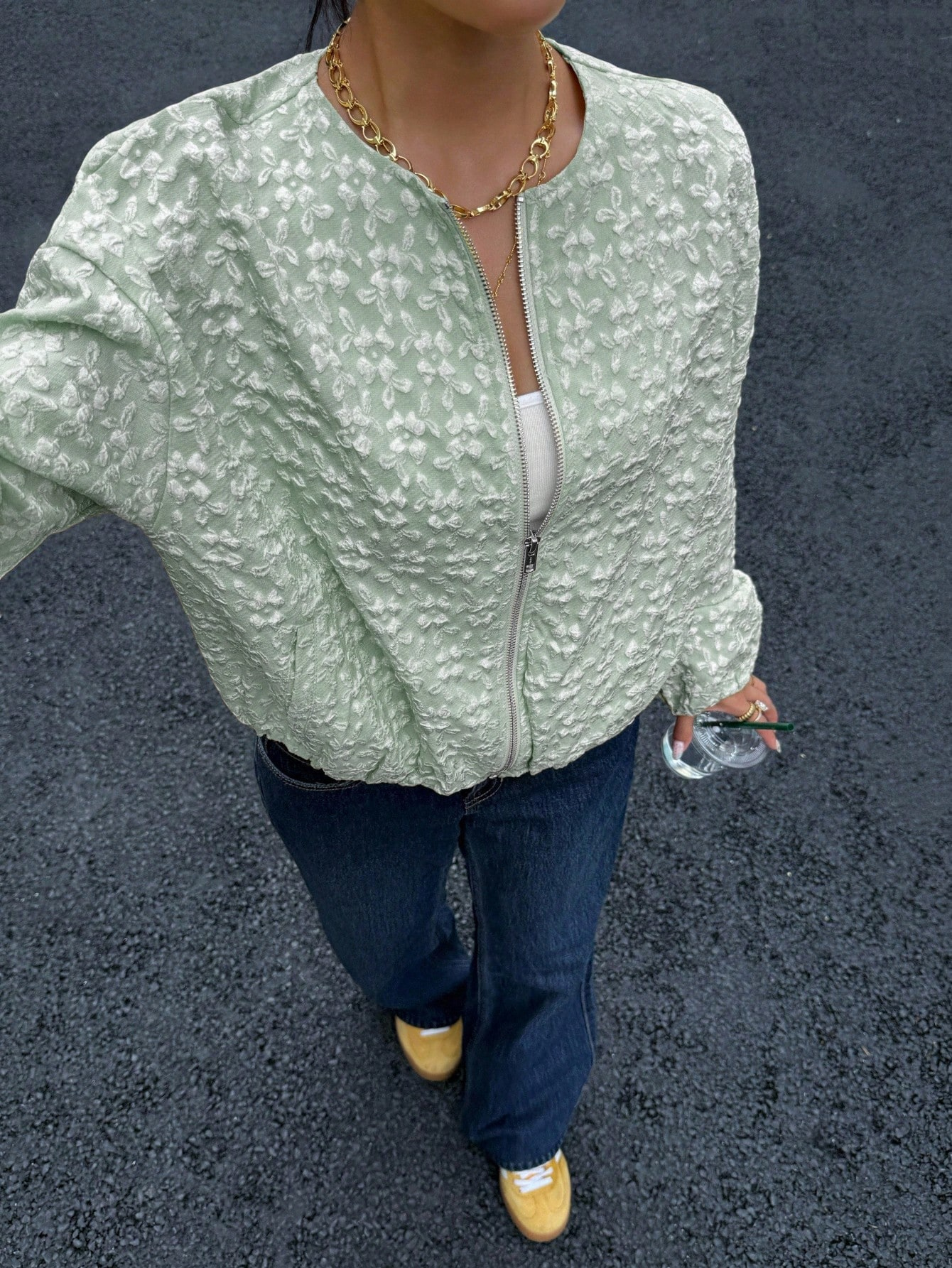 Woman's Light Green Floral Textured Zip-Up Cropped Jacket