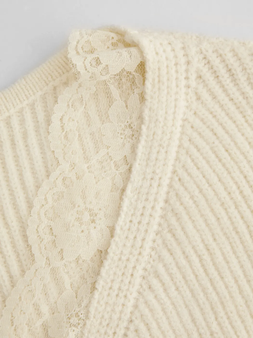 Women's Cream Cross V-Neck Sweater with Lace Trim, Ribbed Knit & Fitted Waist