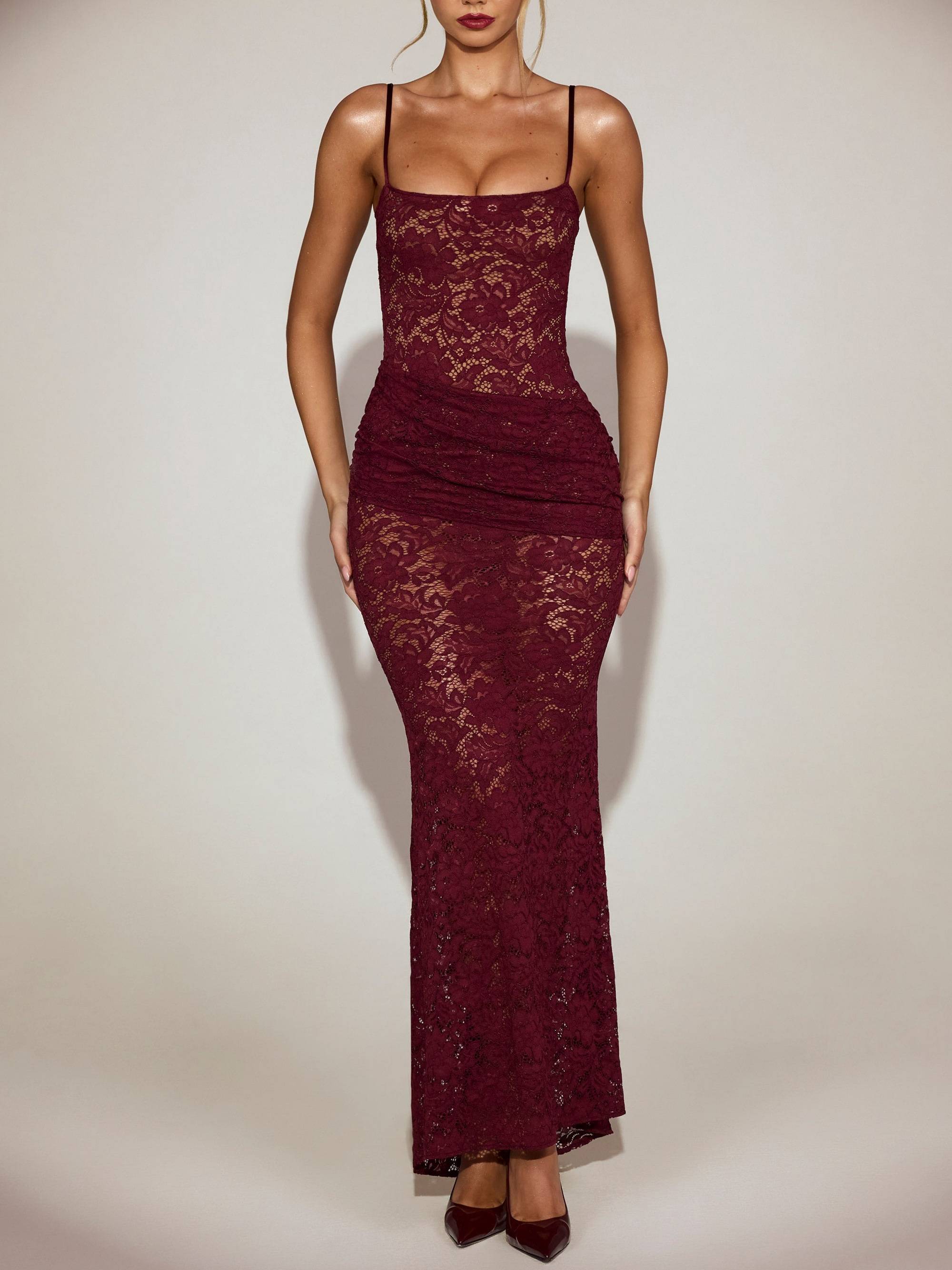 Spaghetti Strap Ruched Waist Lace Mermaid Maxi Dress
