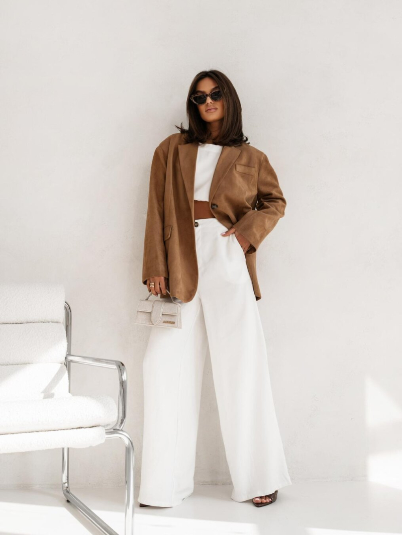 Woman's Suede Blazer with Oversized Fit and Pocket Details