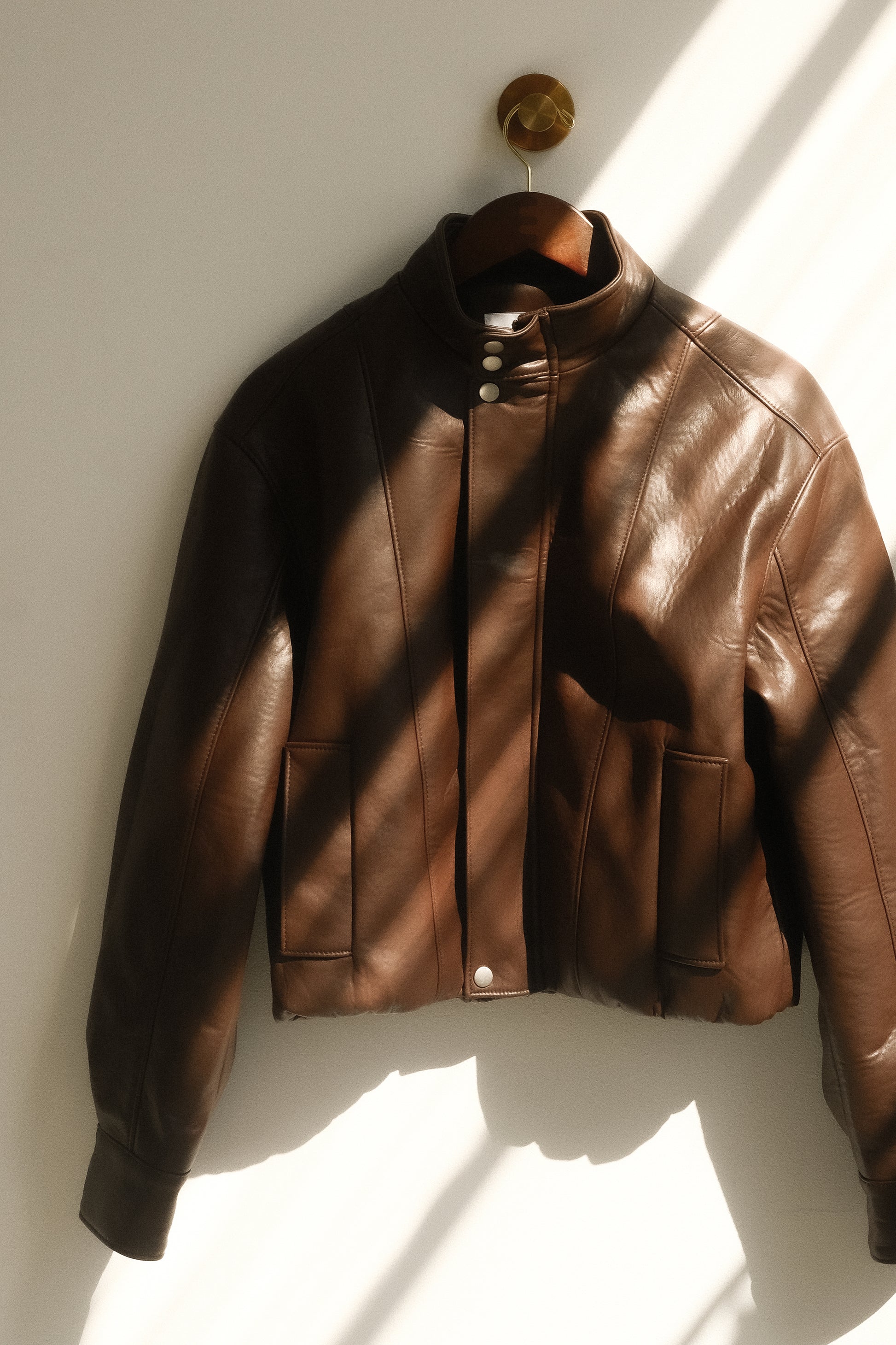 Woman's Vintage Relaxed Fit Stand Collar Short Leather Jacket : Oversized Genuine Leather Bomber