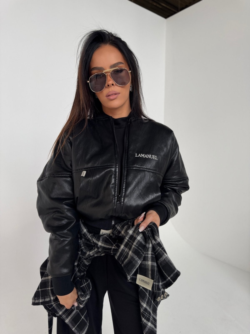 Woman's Faux leather short bomber jacket with letter embroidery