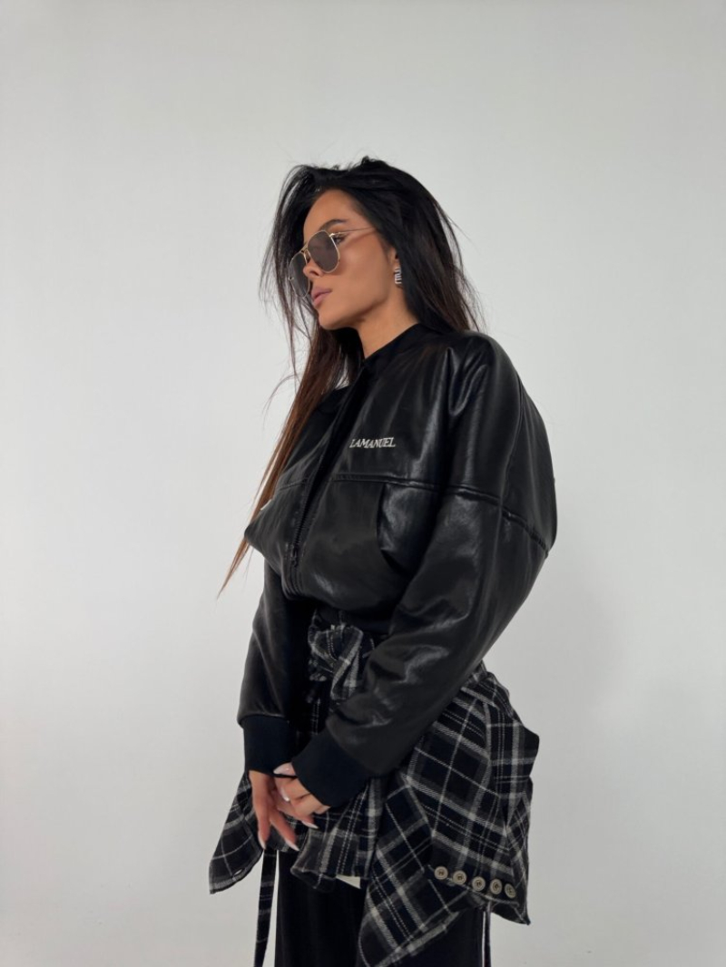 Woman's Faux leather short bomber jacket with letter embroidery