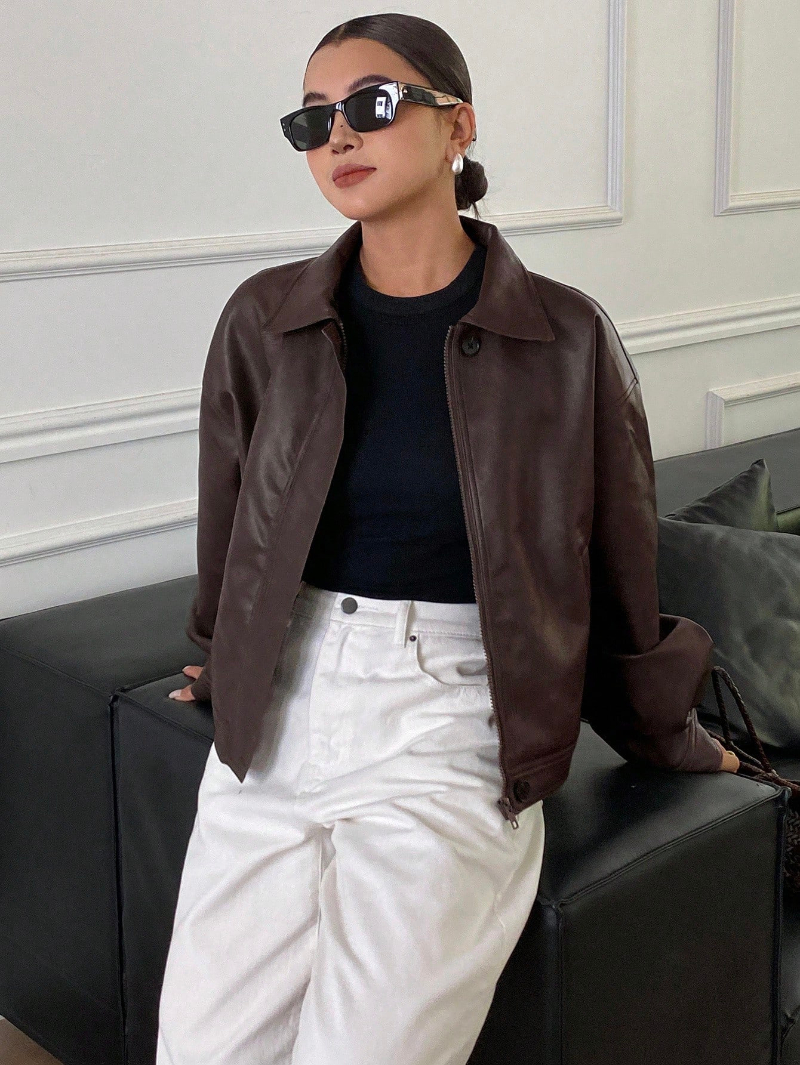 Woman's Vintage-Style Leather Classic Collar Zip-Up Jacket