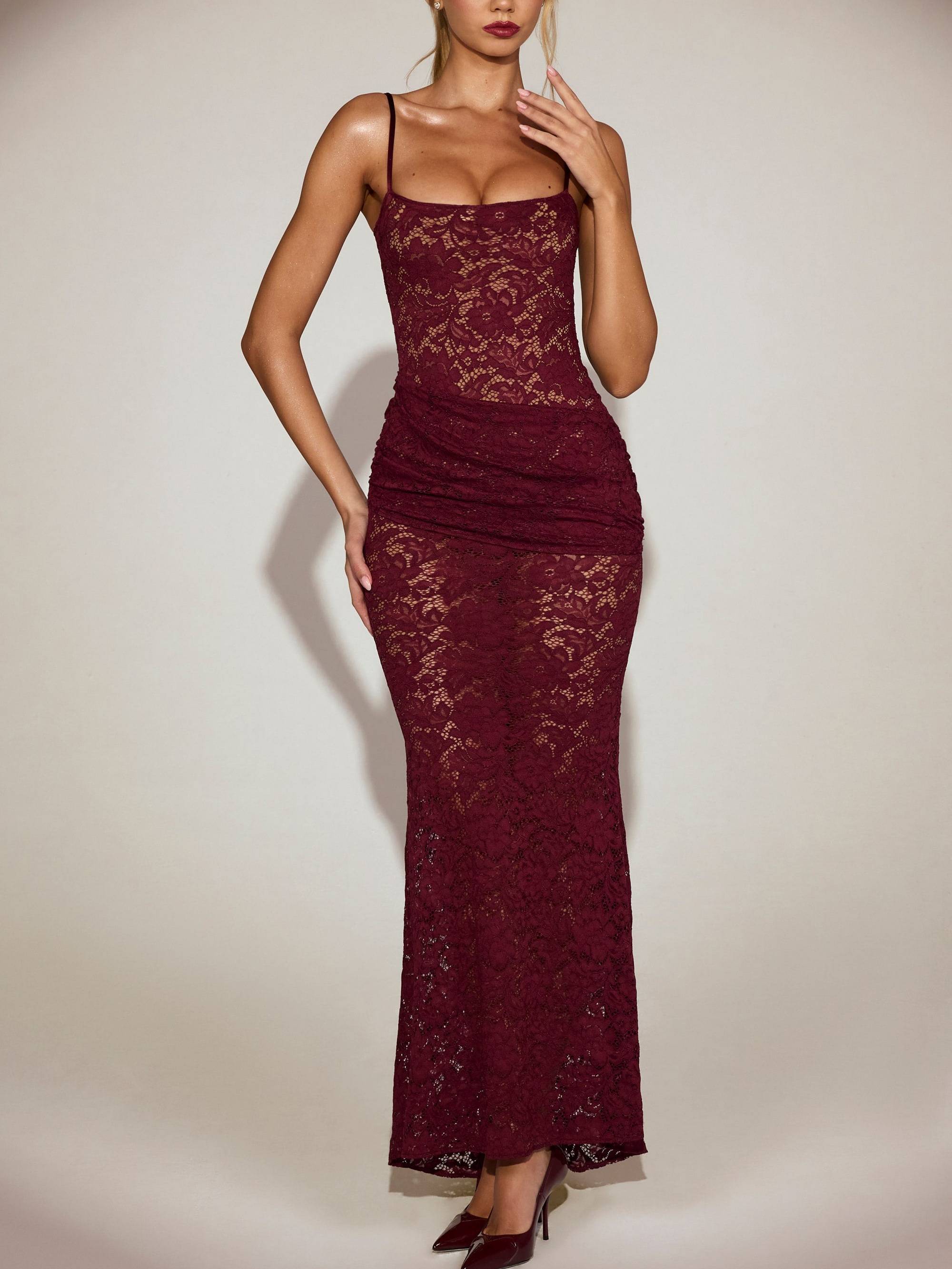 Spaghetti Strap Ruched Waist Lace Mermaid Maxi Dress
