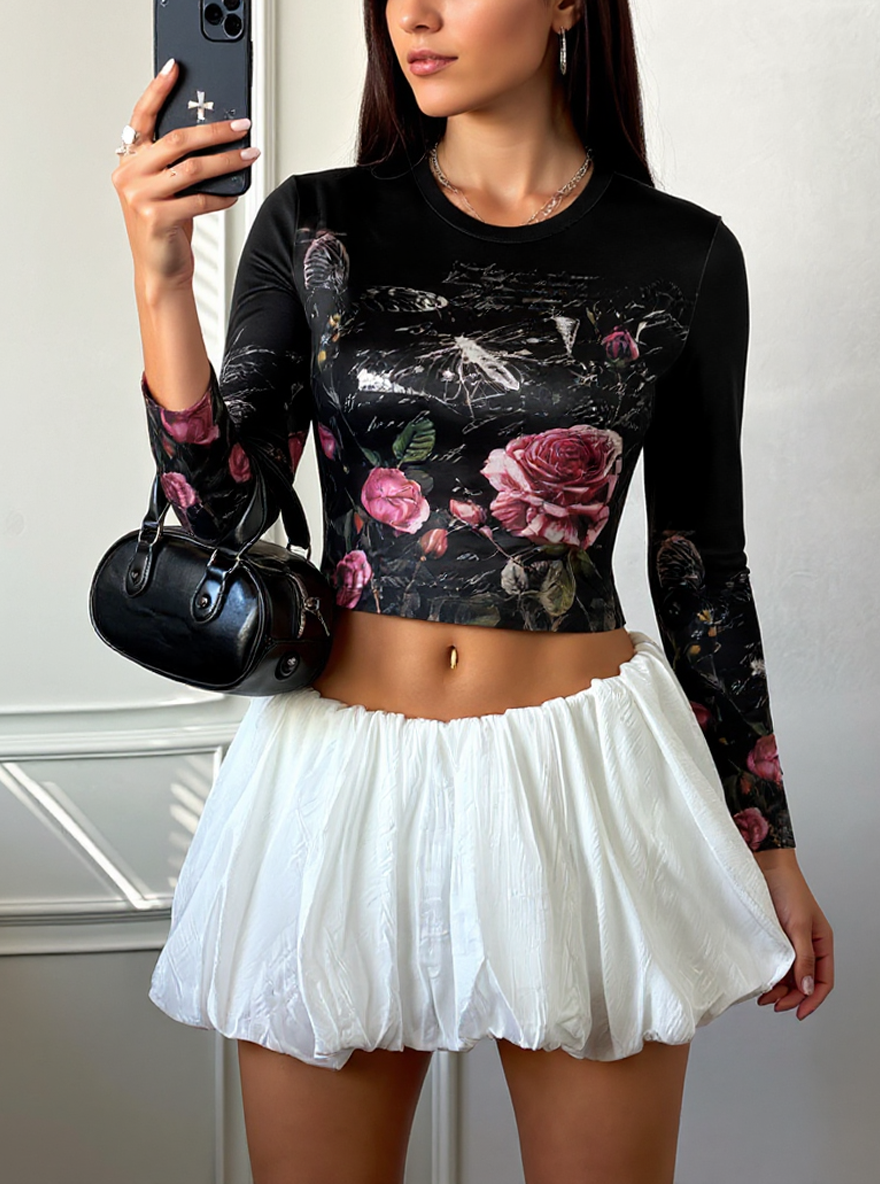 Y2K Butterfly Digital Print Fitted Cropped Top - Black Sporty Streetwear for Women-Aetheryn