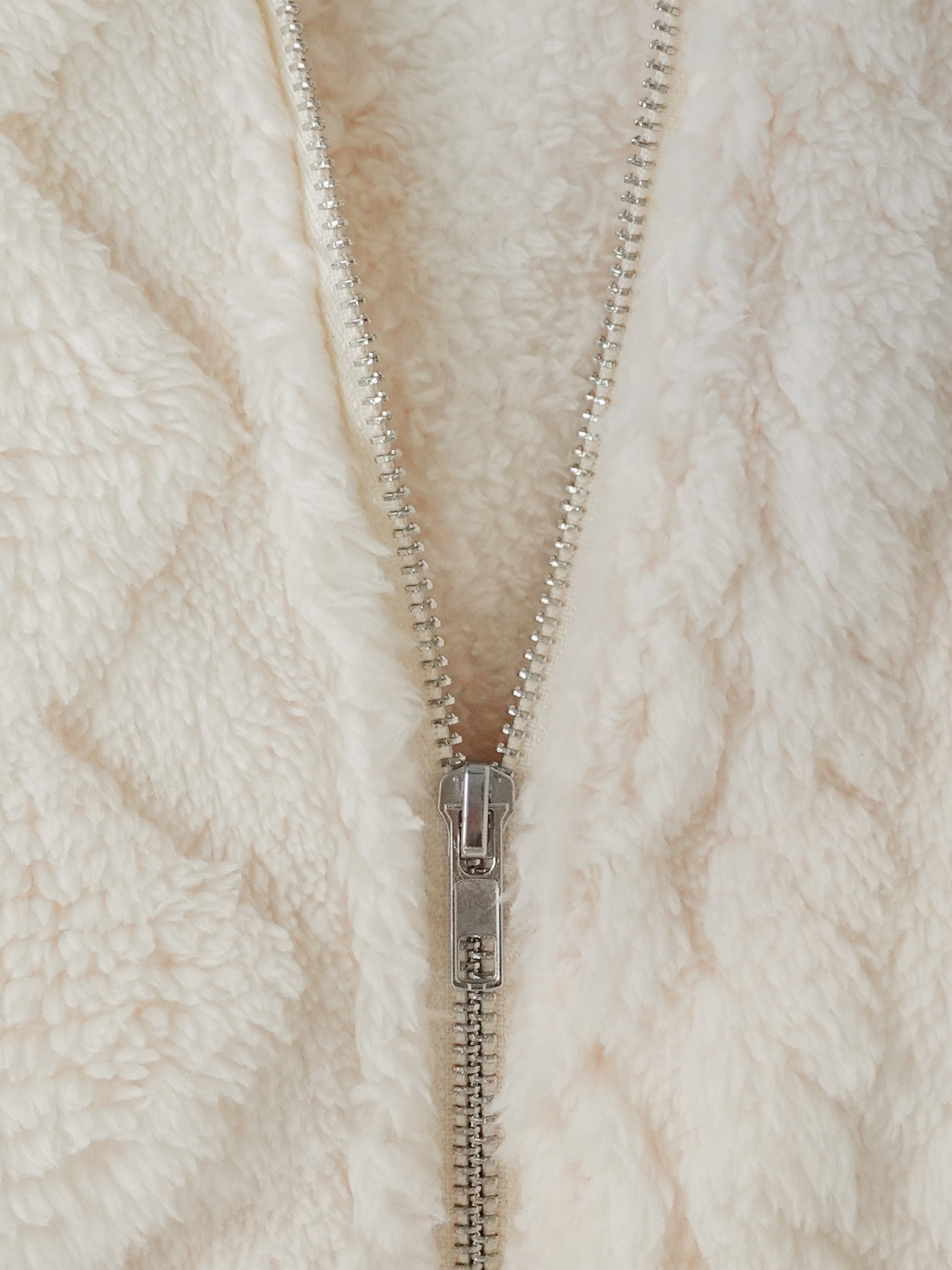 Beige-white hooded lambskin jacket Women‘s zippered loose thermal jacket Fall-winter casual fleece cardigan