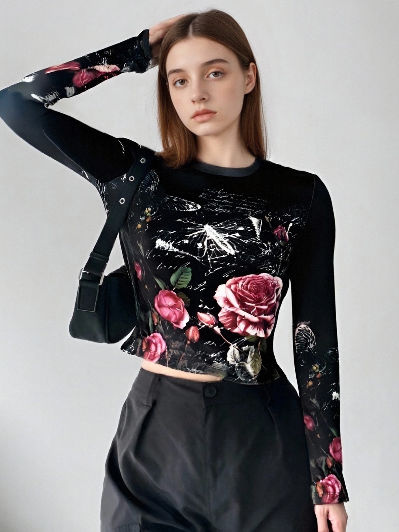 Y2K Butterfly Digital Print Fitted Cropped Top - Black Sporty Streetwear for Women-Aetheryn