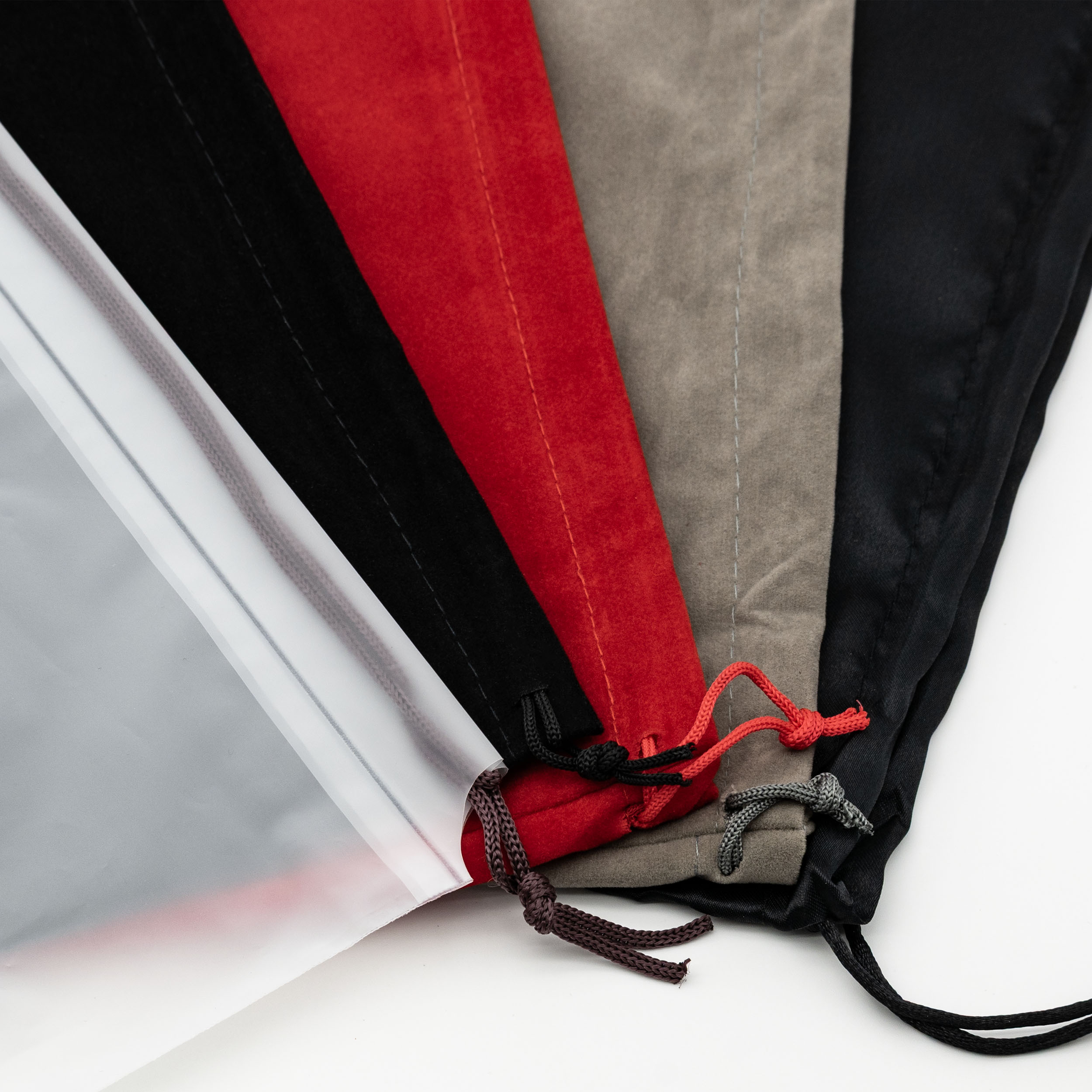 D.VANES Custom Paper Packaging Bag | Premium Accessory for Streetwear Brands