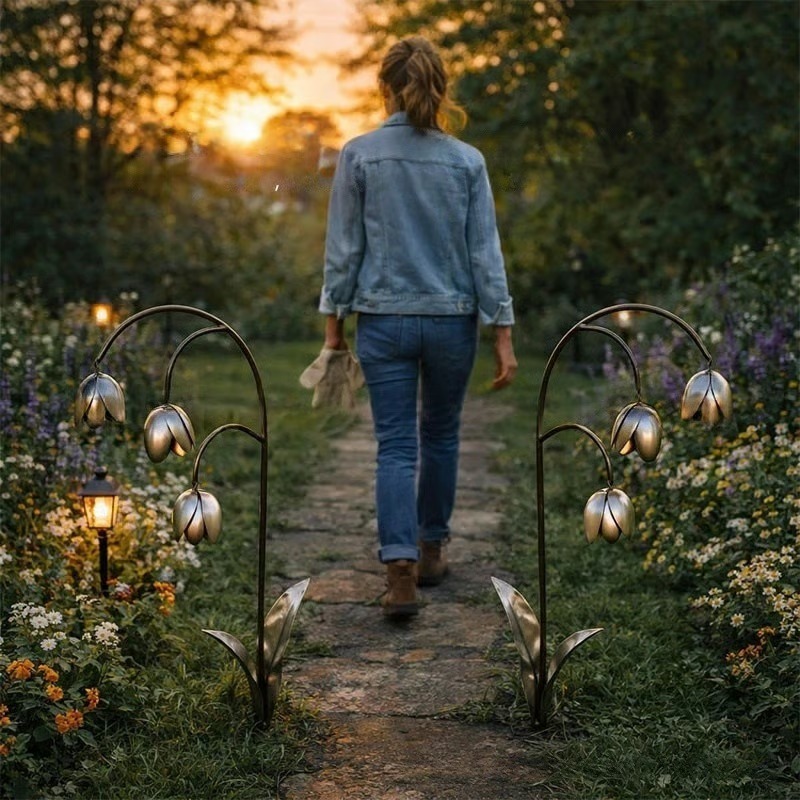 Metal Lily of the Valley Garden Stake