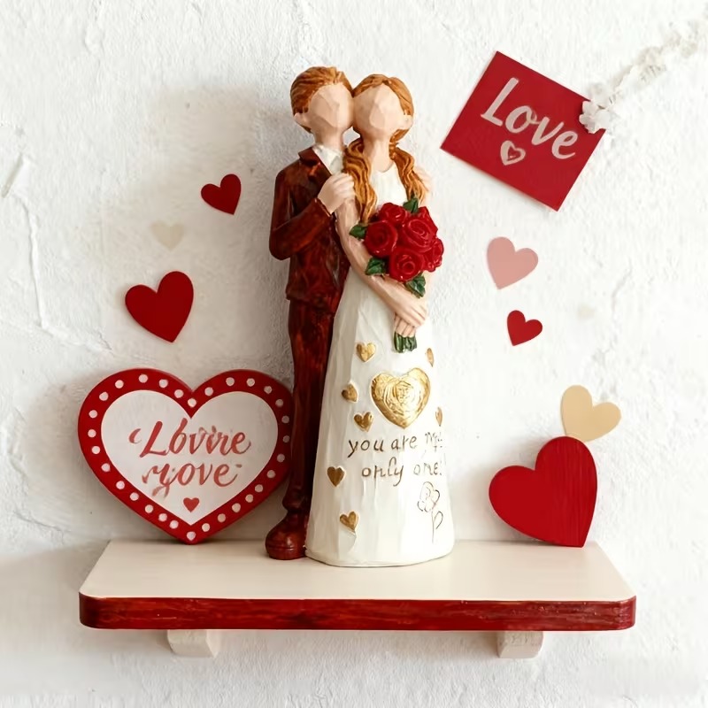 Valentine'S Day Sculpted Hand-Painted Romantic Couple Figurine
