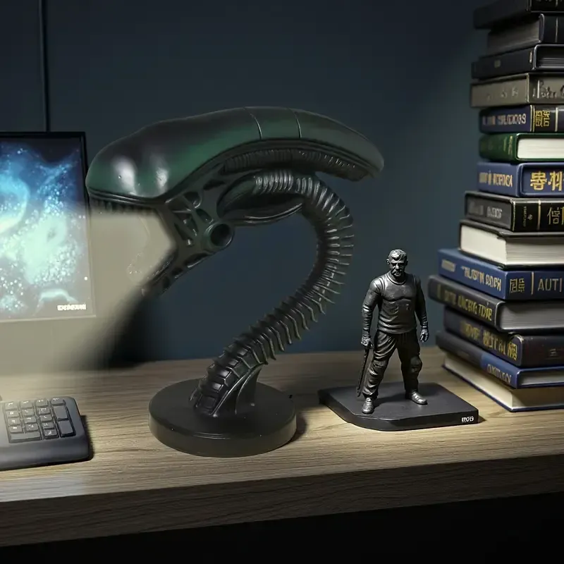  Alien Desk Lamp 