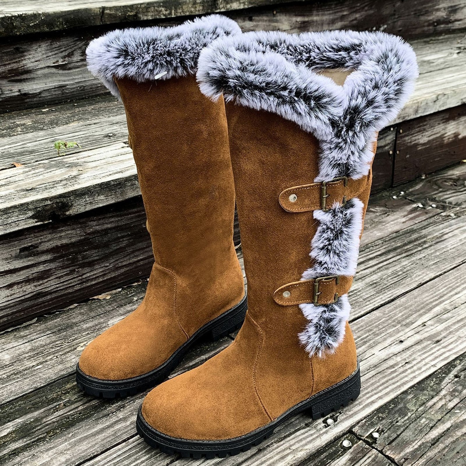 Women's Plush Winter Boots with Thick Platform Sole & Buckle Closure