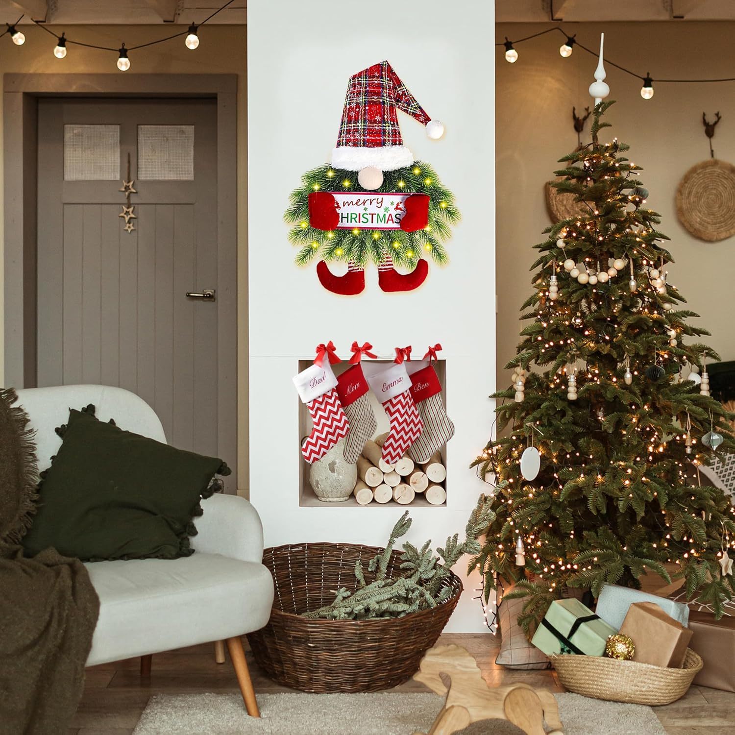 Christmas Gnome Wreath with Lights