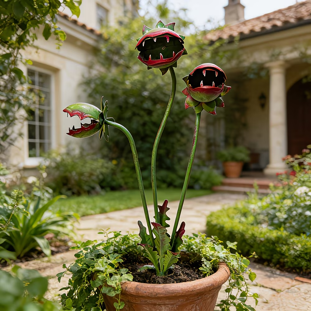 Whimsical Venus Flytrap Garden Stake