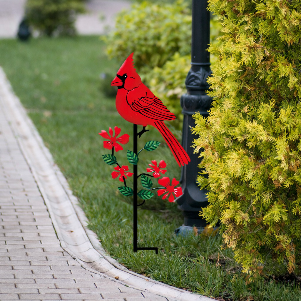 Cardinal Garden Stake for Lawn and Garden