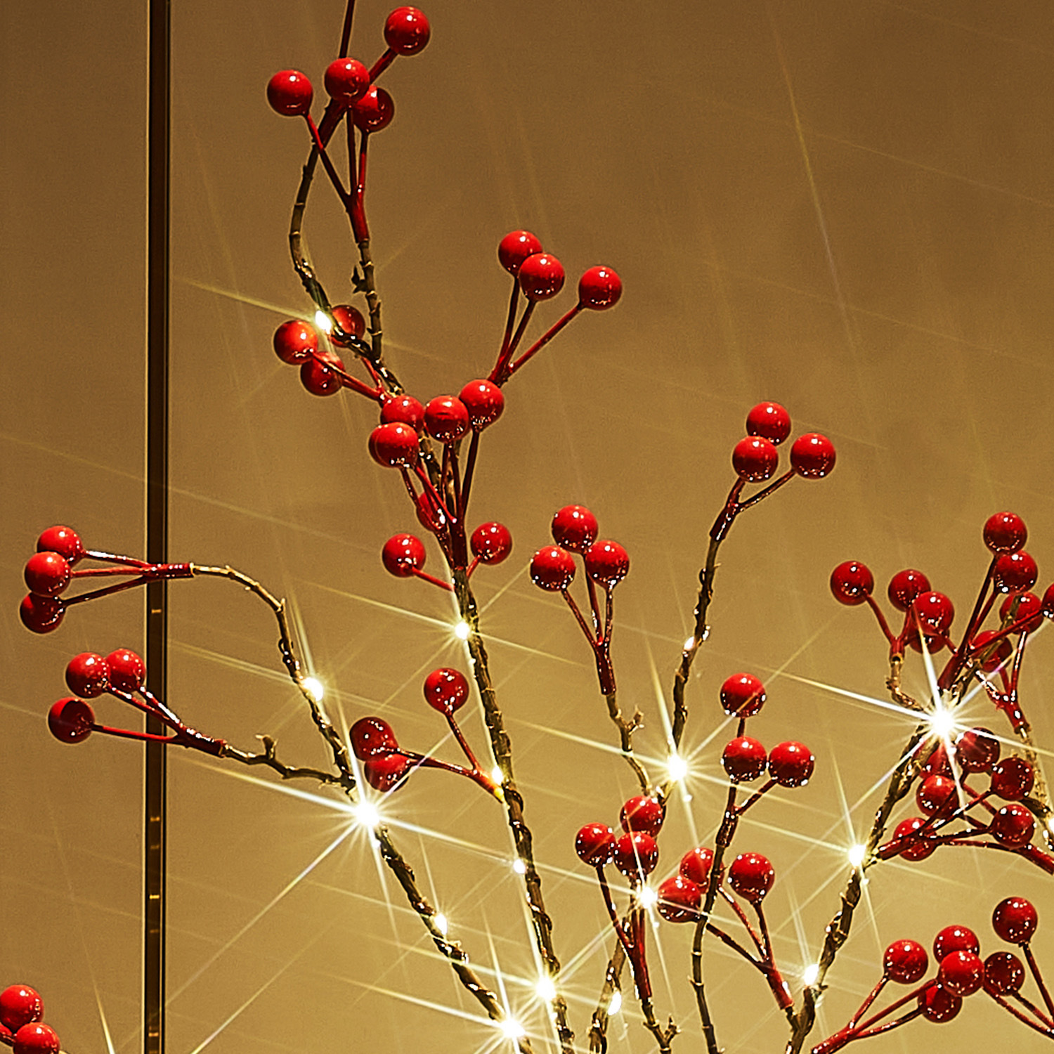  32IN Lighted Red Berry Branches 80 LED Fairy Lights with Timer