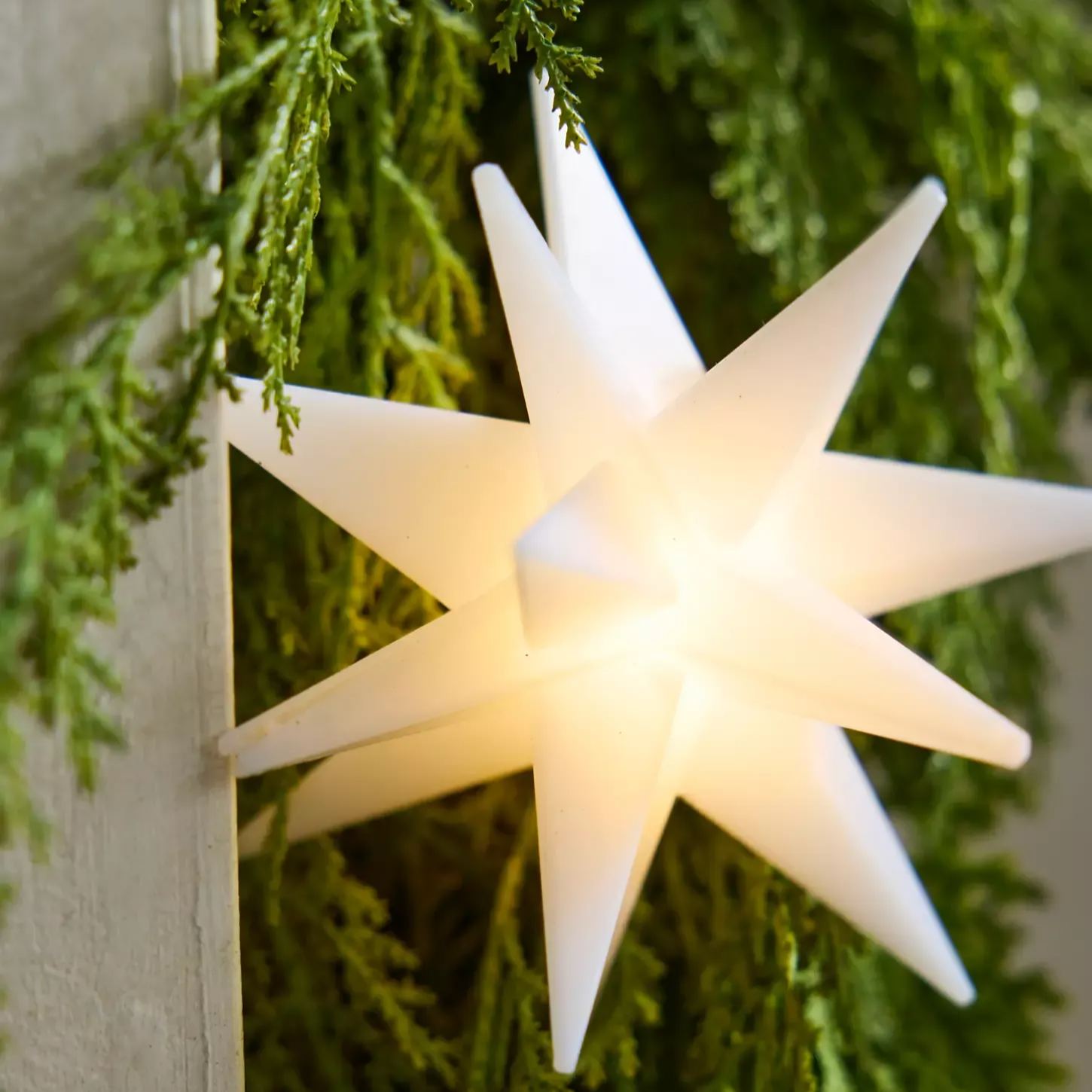 Set of 8 LED Star String Lights