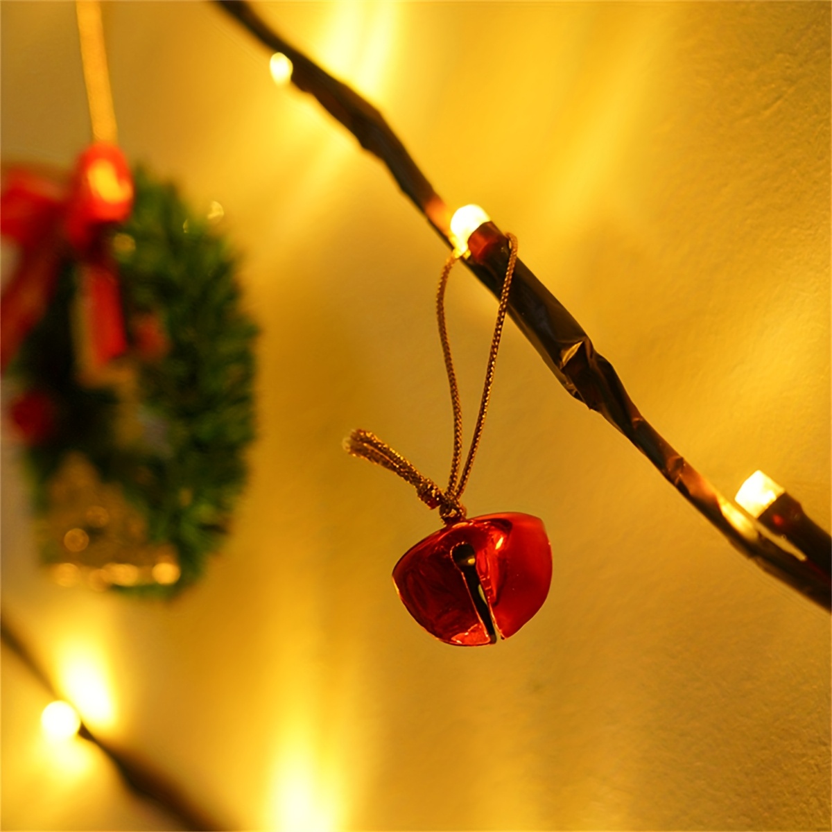 5.2ft Lighted Christmas Wall Tree