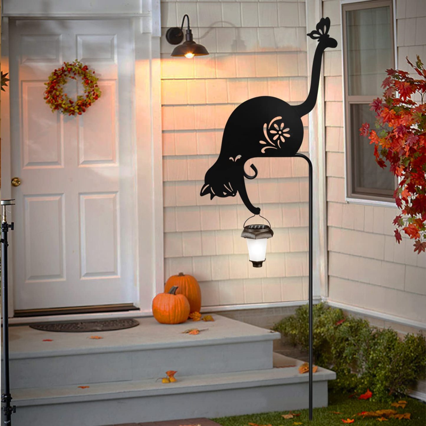 Solar Garden Cat Holding Lantern Stake