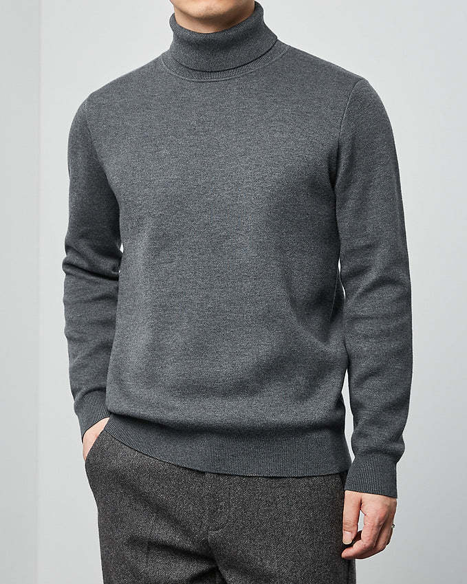 The Momeike Classic Solid Turtleneck Sweater